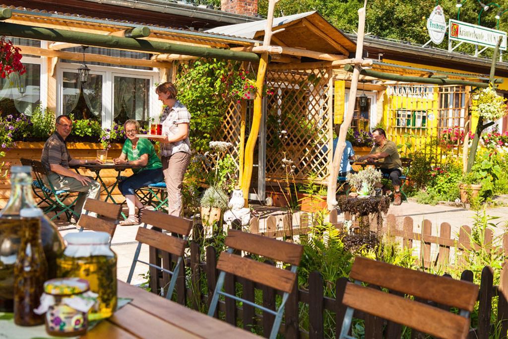 Kraeuterbaude Hotel Saupsdorf Eksteriør billede